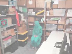 Arab babe sucks cock when caught shoplifting