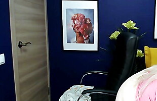 Cam Girls - Cute BBW little Miss Piggy stripping and playing