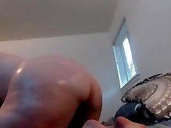 Oiled Booty BBW Dance