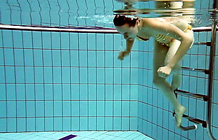 Little tits teen Lada underwater naked