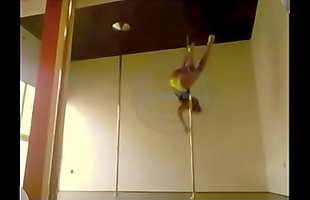 Dance workout pole dance - Lejos · Tino El Pingüino Ft. Adan Cruz & Deztwo