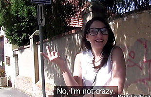 UGLY BRUNETTE AMATEUR FUCKS OUTDOOR